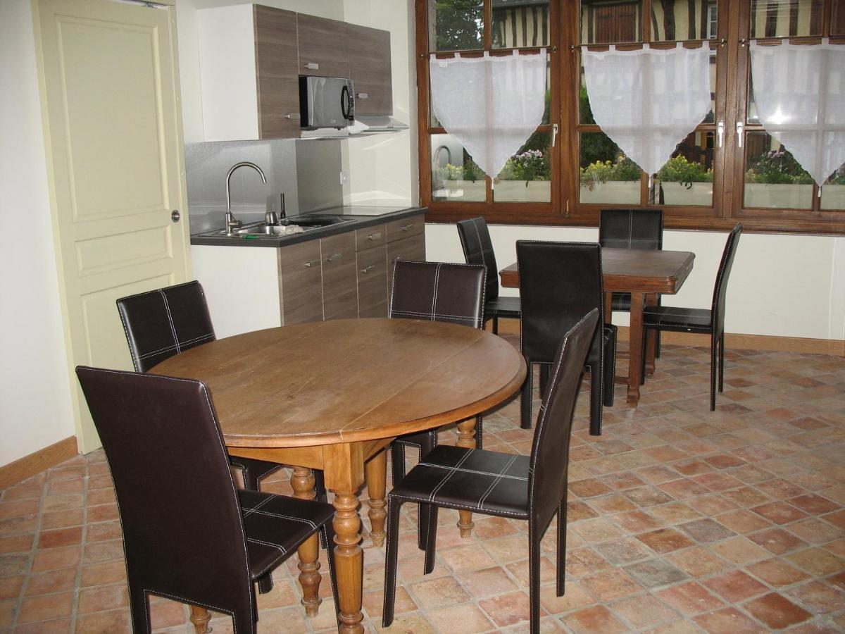 Chambres D'Hotes Les Hostises De Boscherville Saint-Martin-de-Boscherville Exterior foto